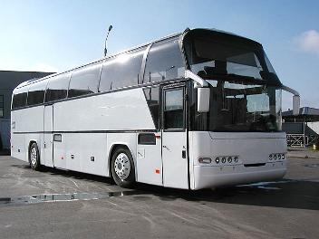 Pasa�ieru p�rvad�jumi autobuss Neoplan